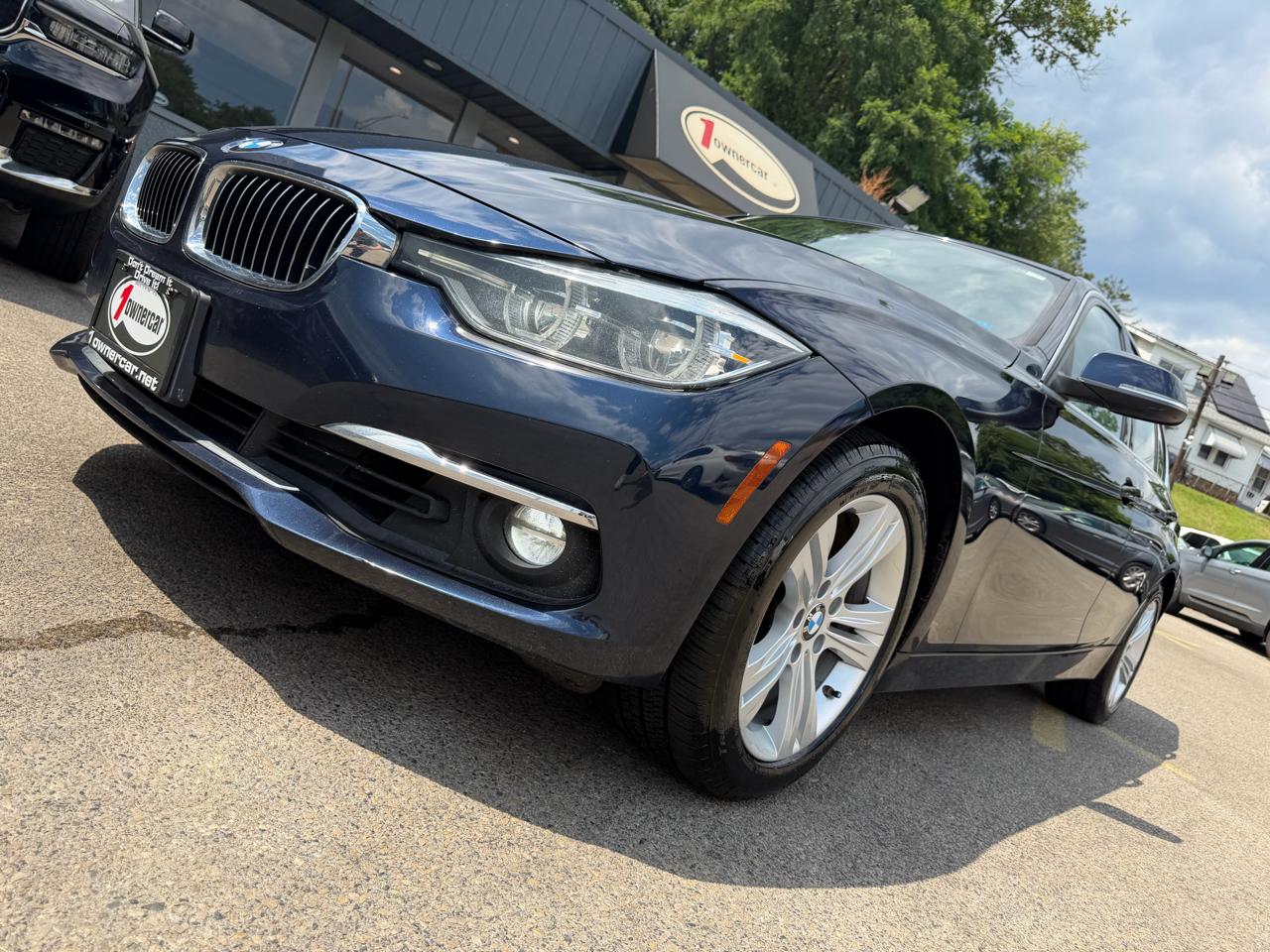 BMW 3 Series 4dr Sdn 328i xDrive AWD SULEV South Africa 2016