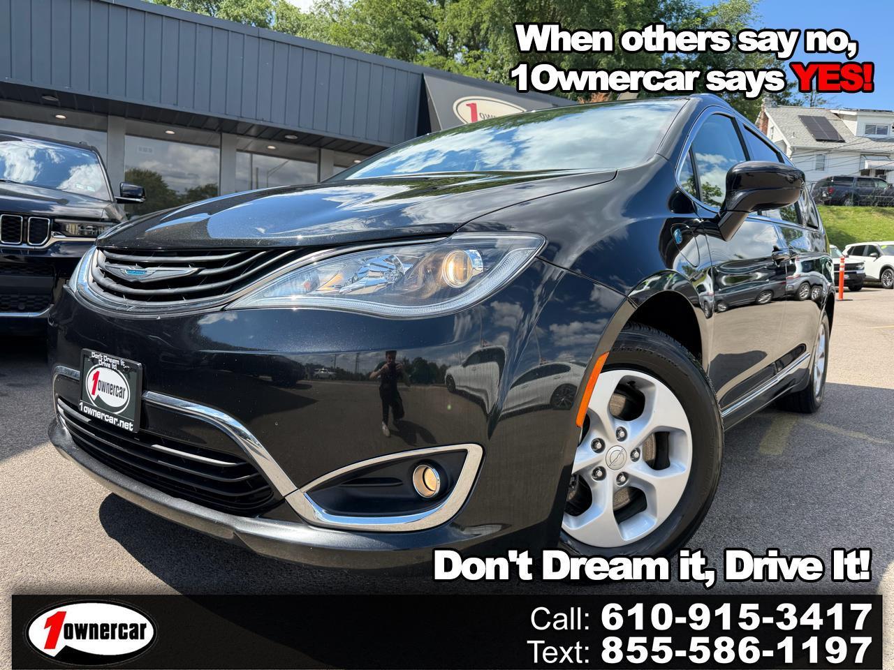 2018 Chrysler Pacifica Hybrid Touring L FWD