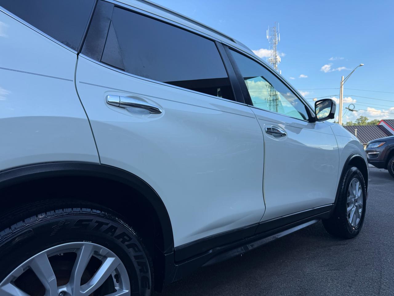 Nissan Rogue AWD SV 2018