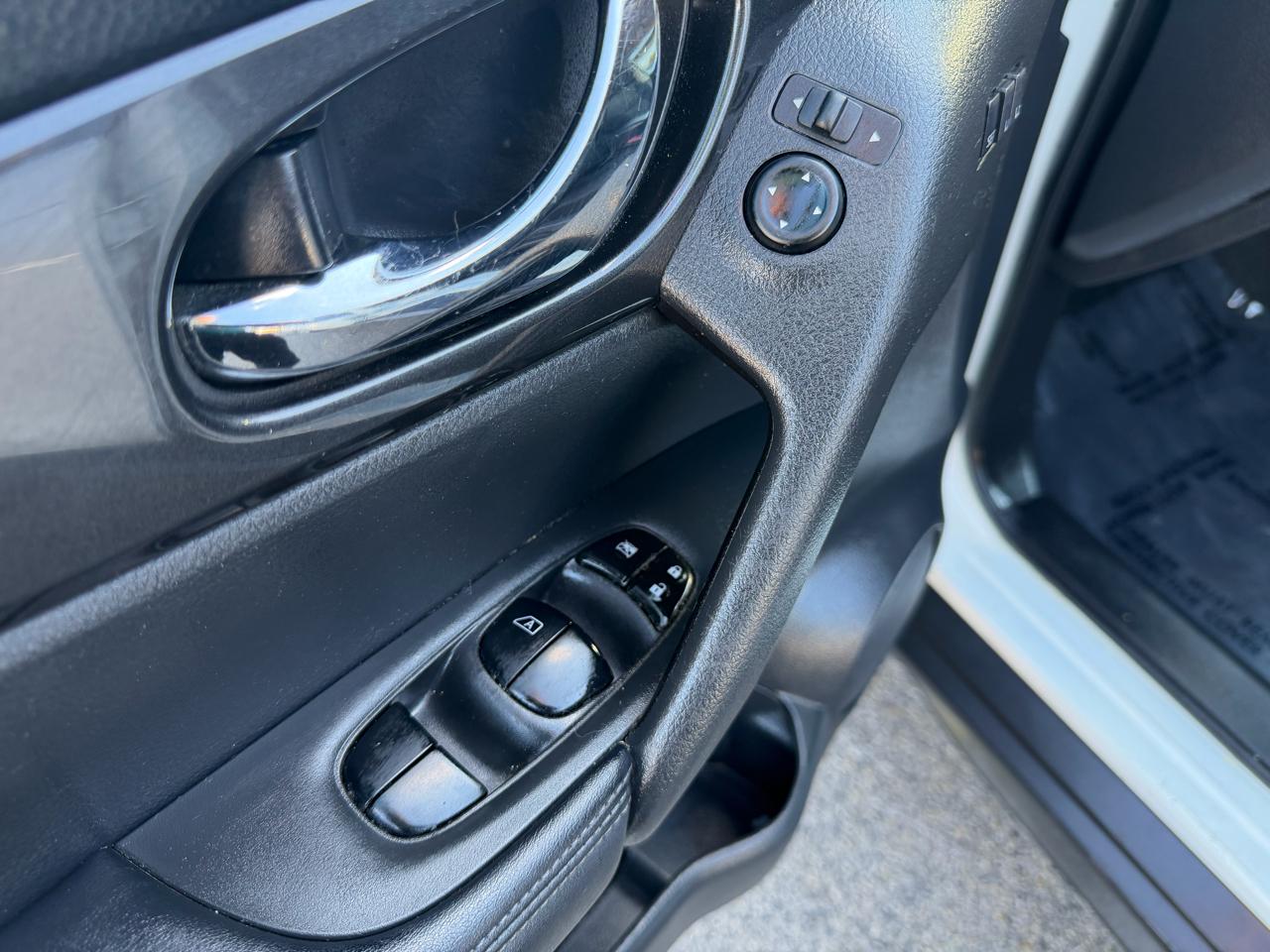 Nissan Rogue AWD SV 2018
