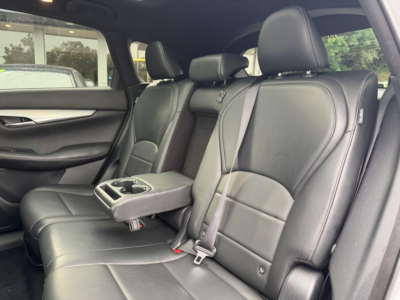 Infiniti QX50 LUXE AWD 2021