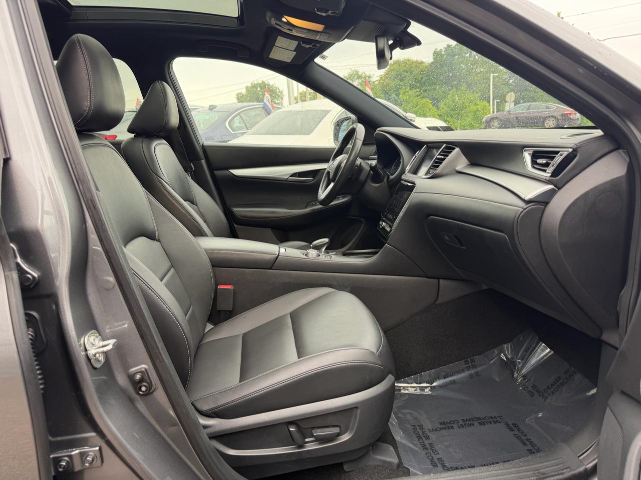 Infiniti QX50 LUXE AWD 2021