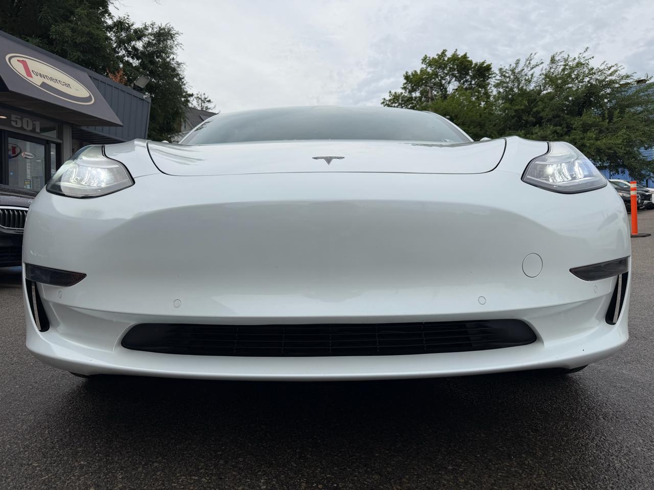 Tesla Model 3 Standard Range RWD 2020