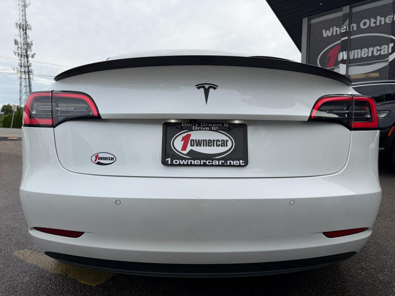Tesla Model 3 Standard Range RWD 2020
