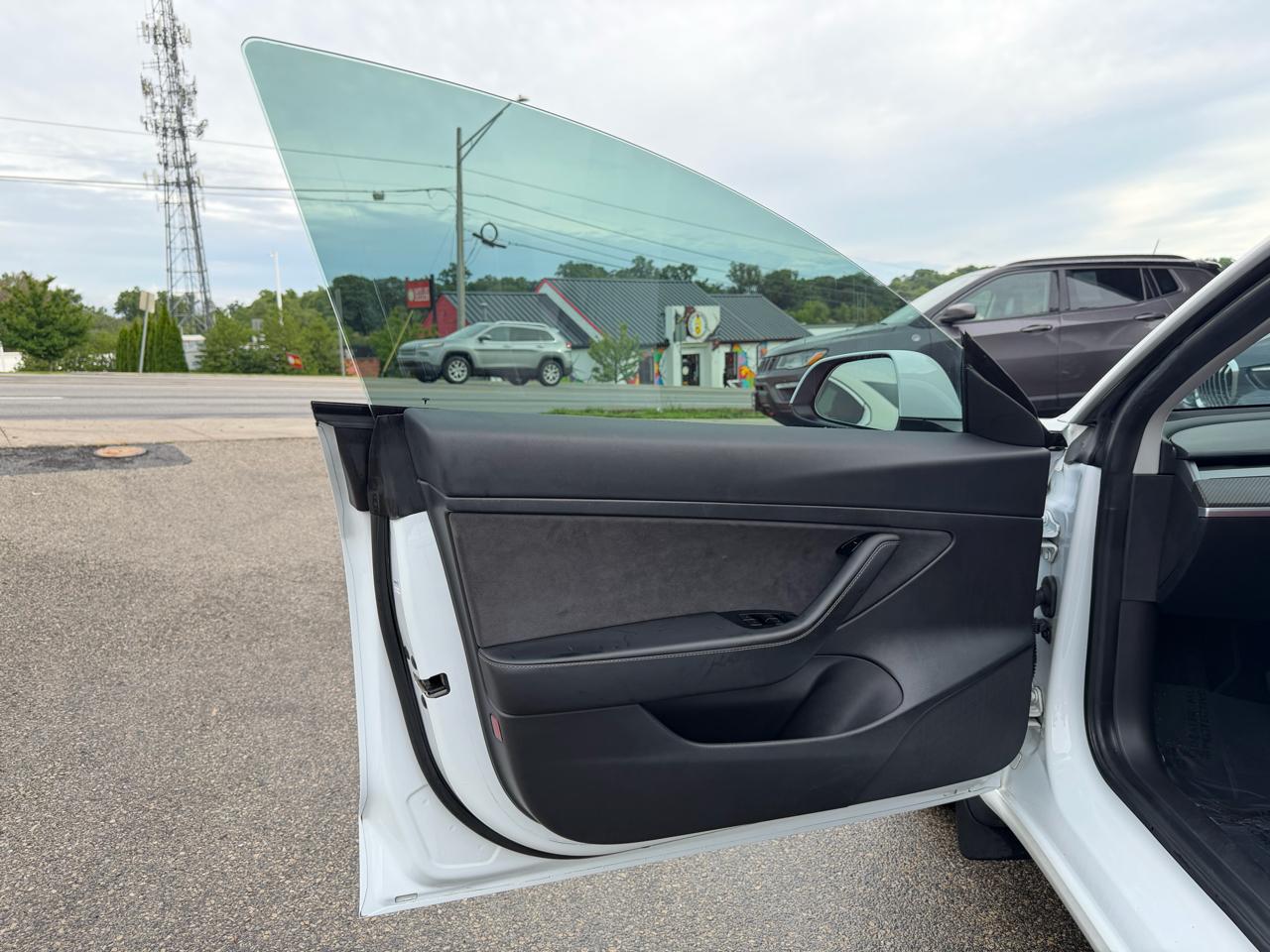 Tesla Model 3 Standard Range RWD 2020