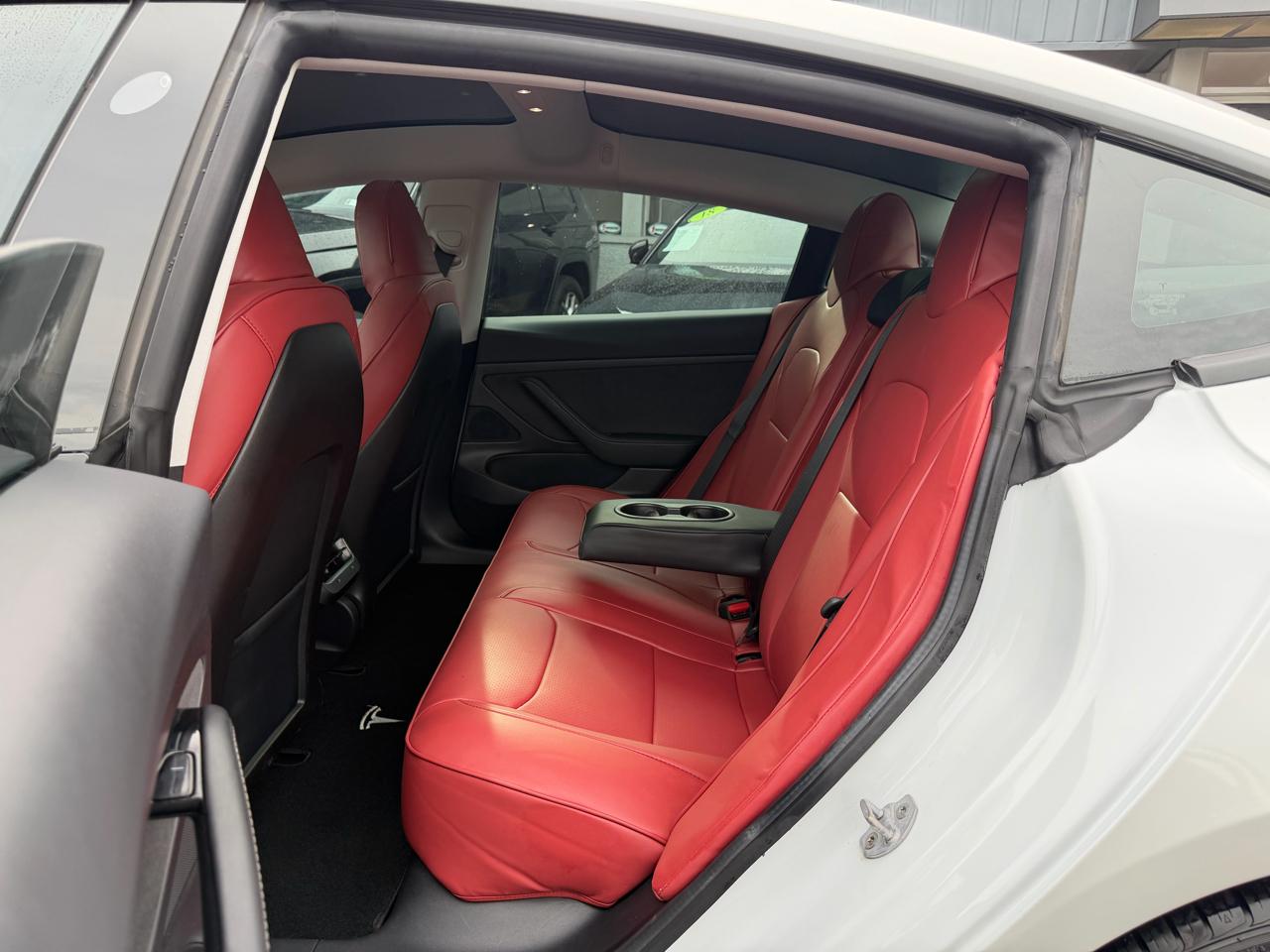 Tesla Model 3 Standard Range RWD 2020