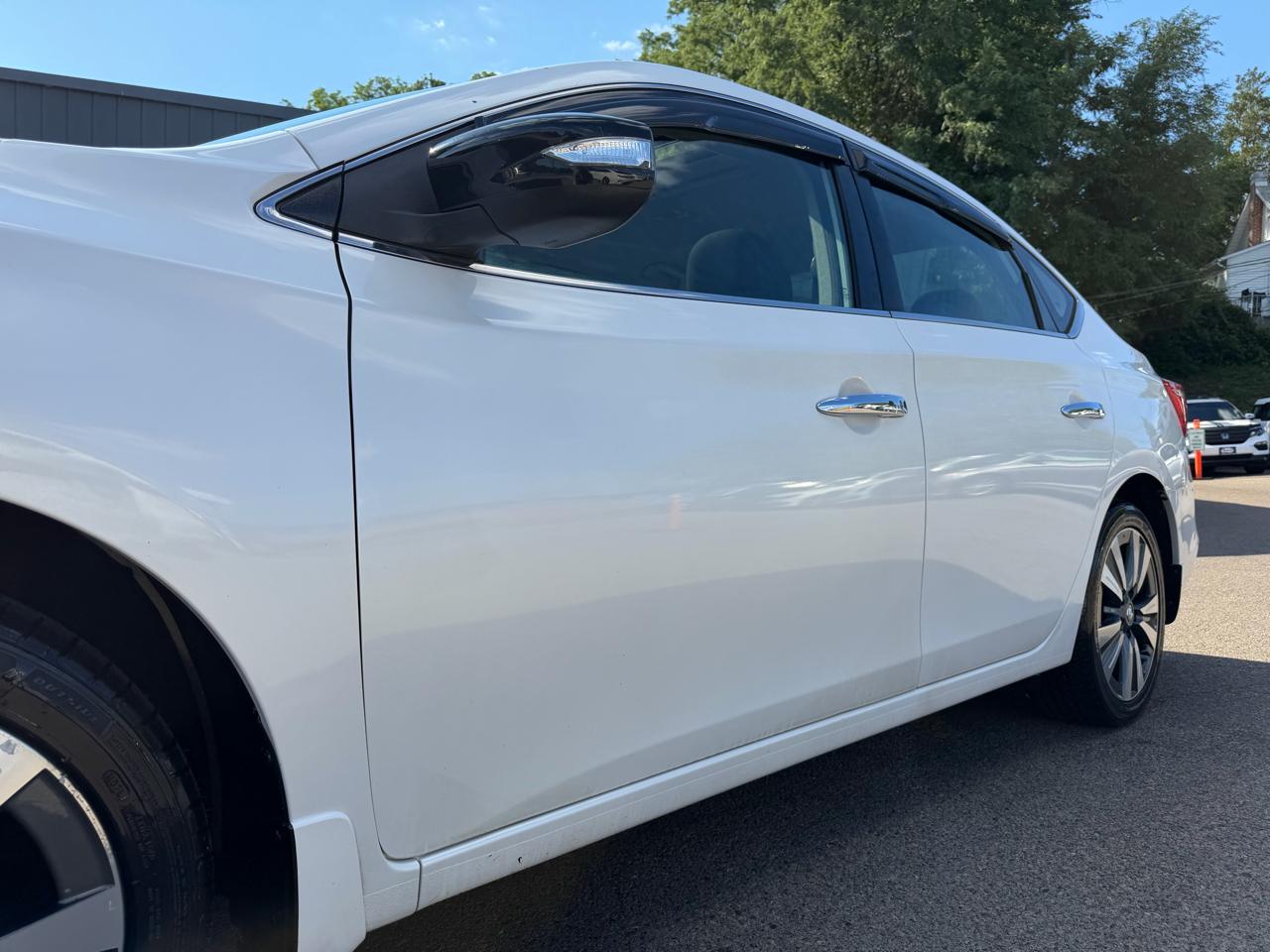 Nissan Sentra SV CVT *Ltd Avail* 2019