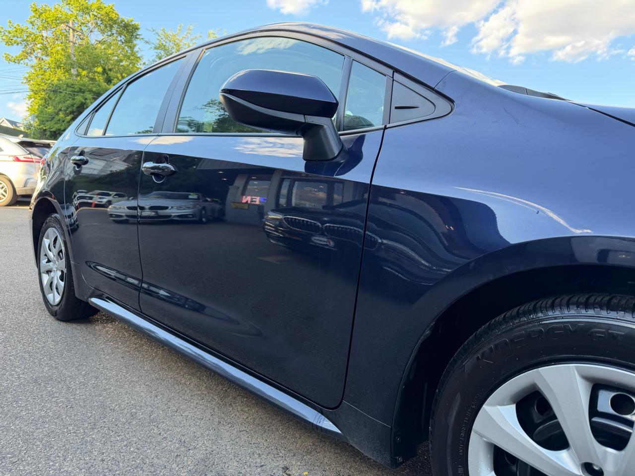 Toyota Corolla LE CVT (Natl) 2025