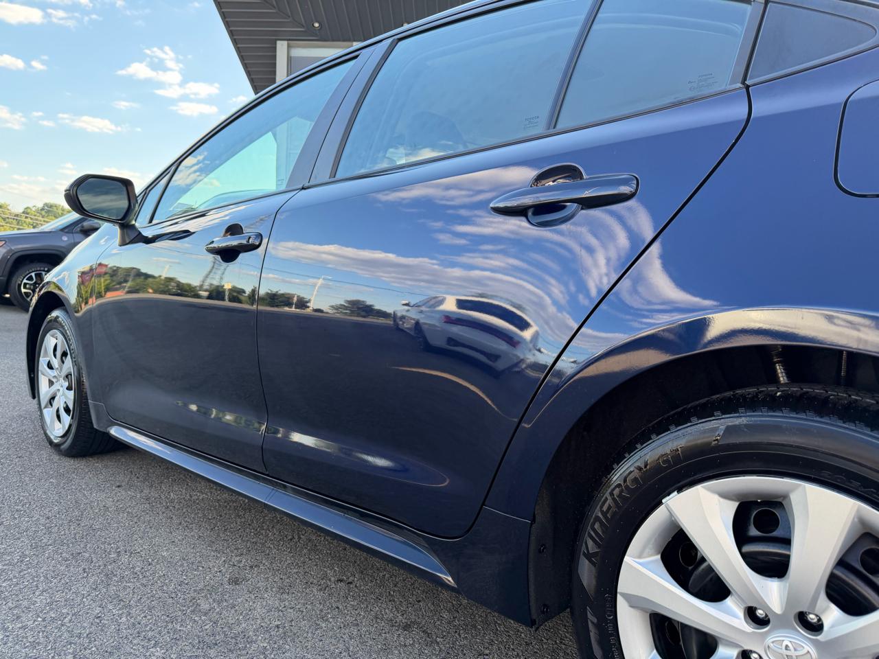 Toyota Corolla LE CVT (Natl) 2025