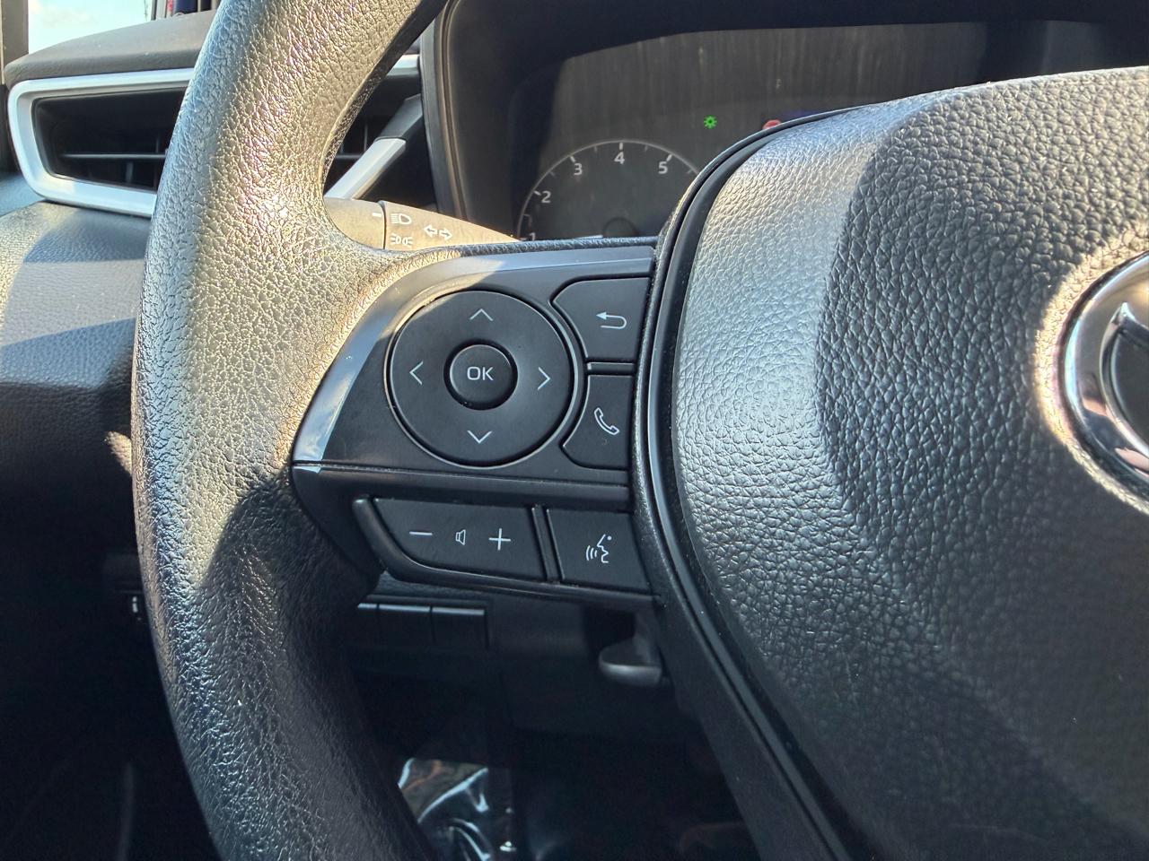 Toyota Corolla LE CVT (Natl) 2025