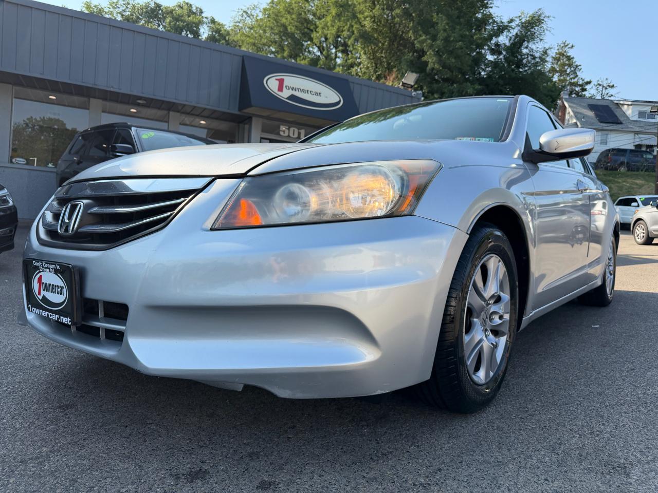 Honda Accord Sdn 4dr I4 Auto SE 2012