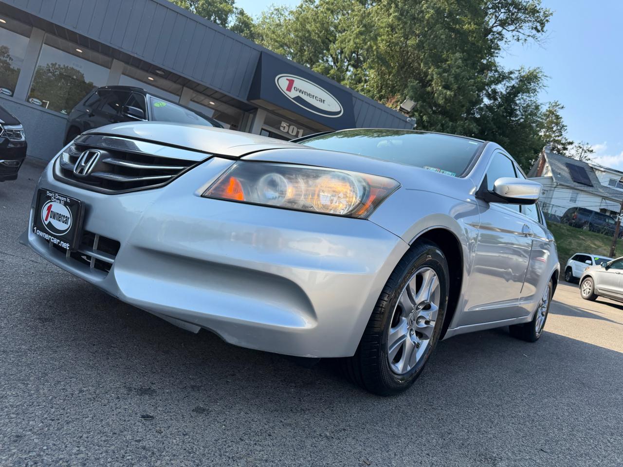 Honda Accord Sdn 4dr I4 Auto SE 2012