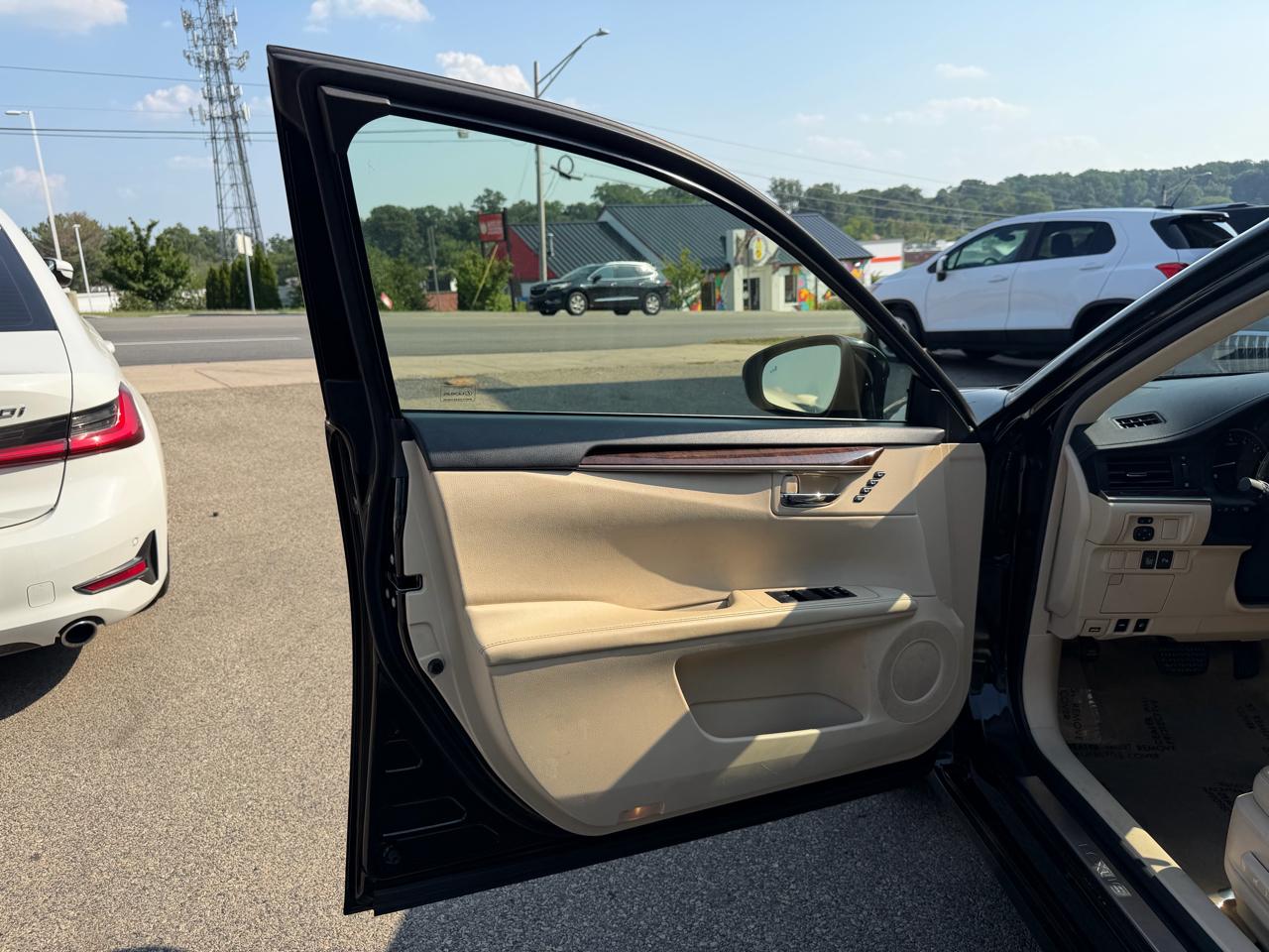Lexus ES 350 4dr Sdn 2014