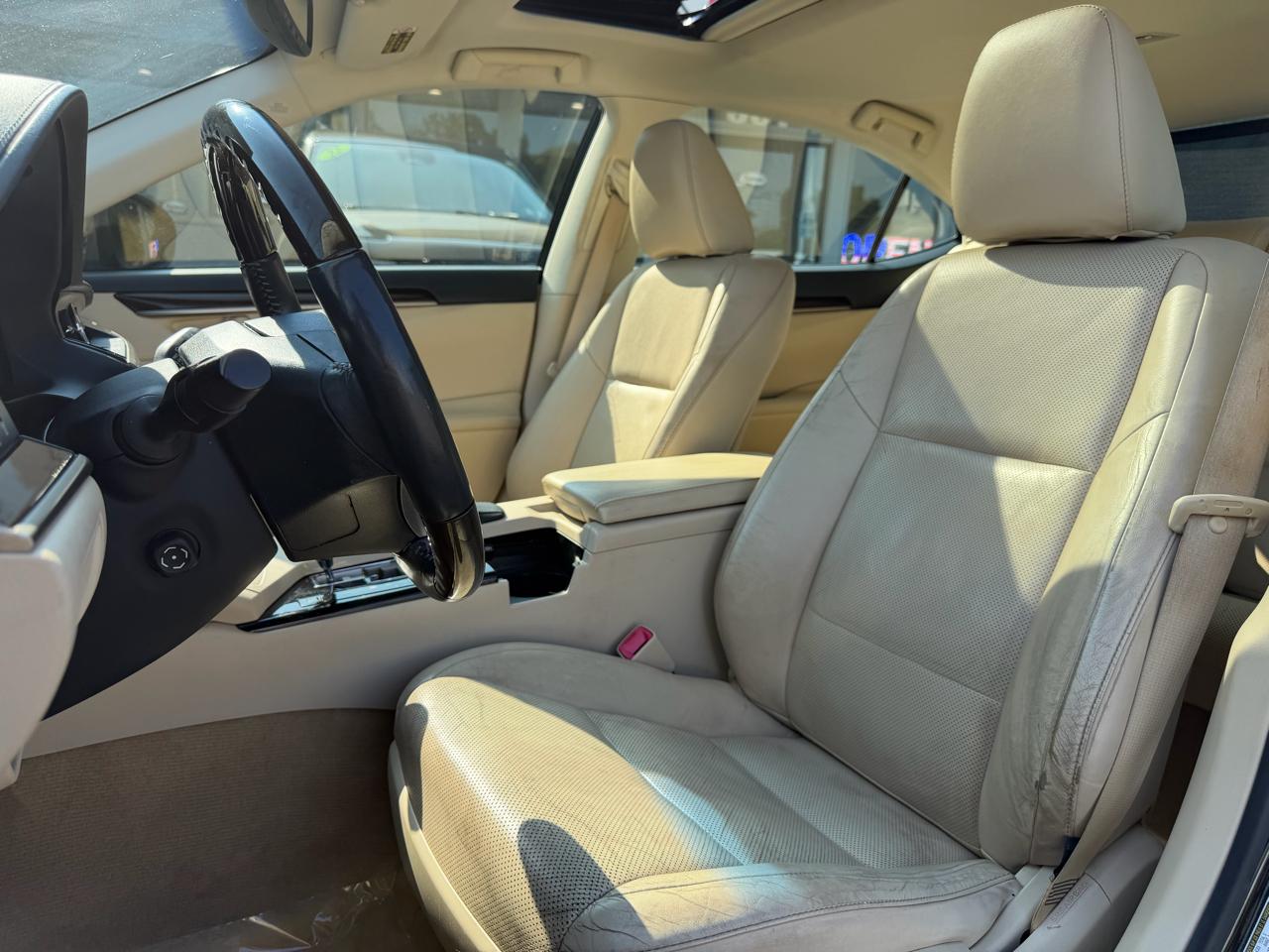 Lexus ES 350 4dr Sdn 2014