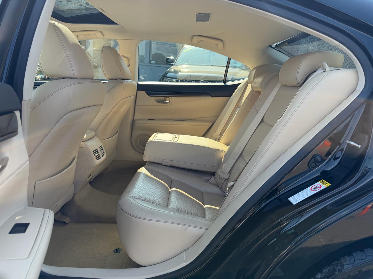 Lexus ES 350 4dr Sdn 2014