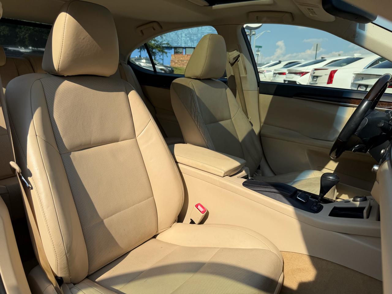 Lexus ES 350 4dr Sdn 2014