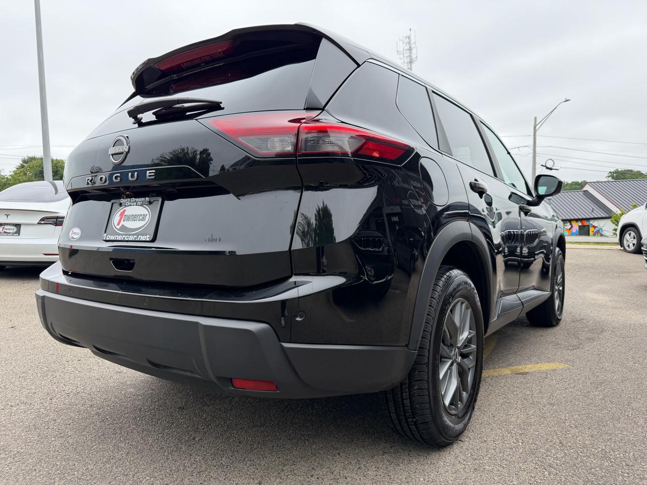 Nissan Rogue FWD S 2024