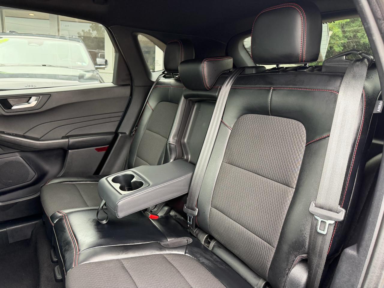 Ford Escape ST-Line AWD 2024