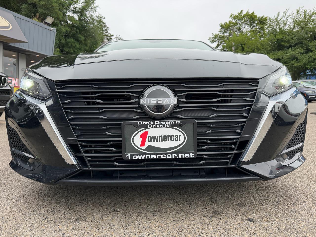 Nissan Altima 2.5 SV Sedan 2024