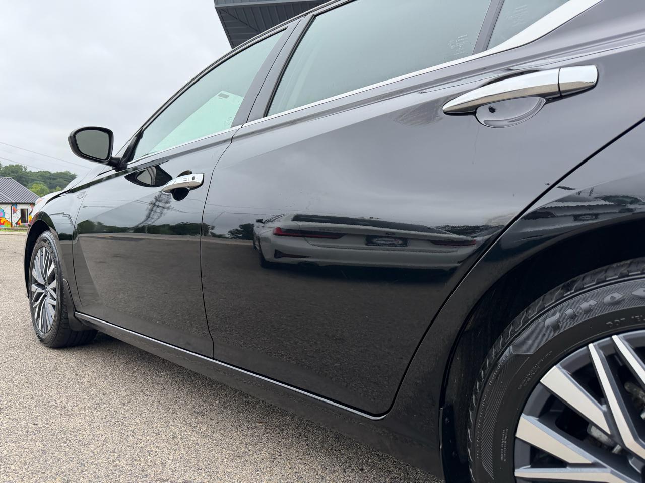 Nissan Altima 2.5 SV Sedan 2024