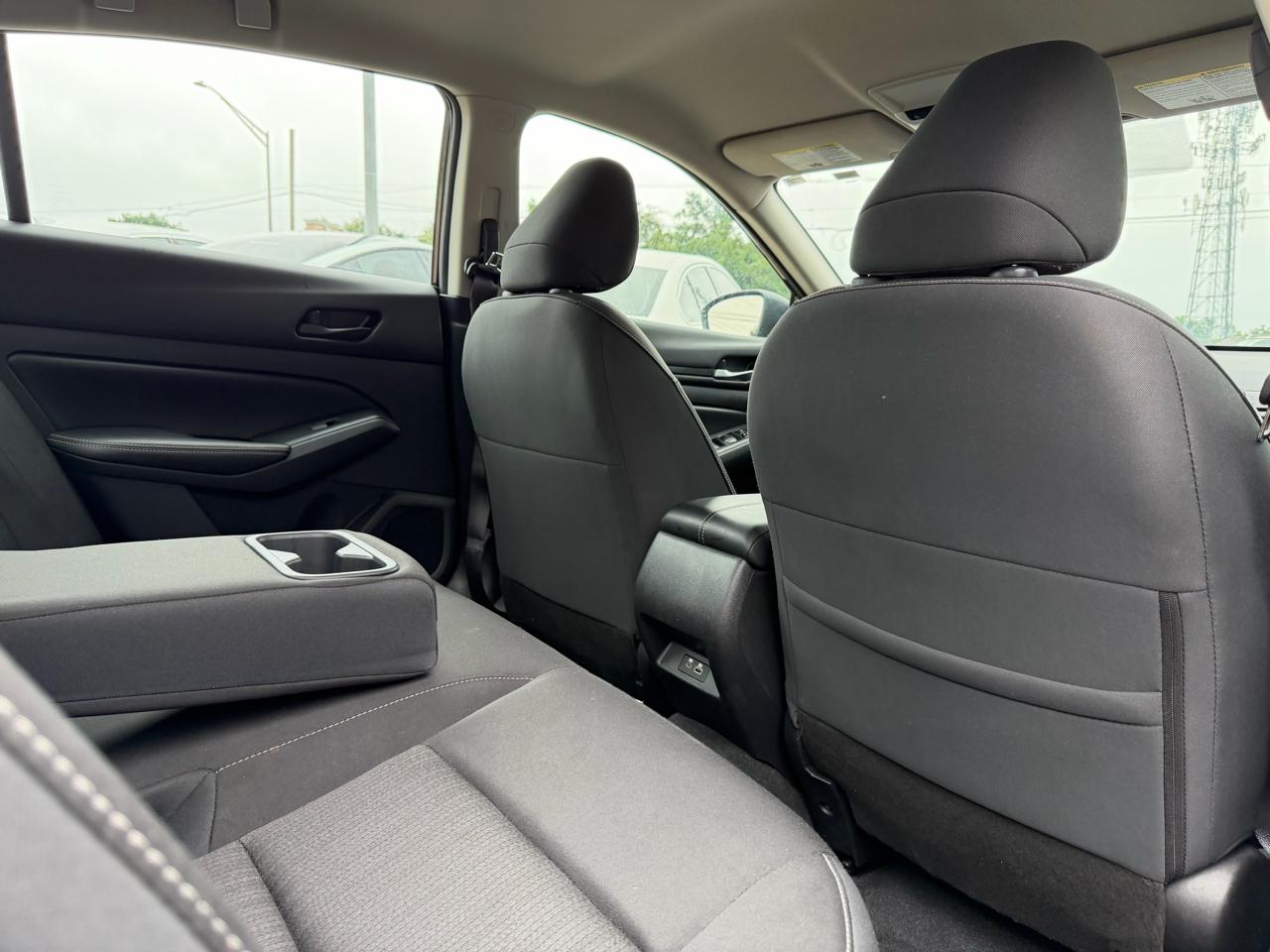 Nissan Altima 2.5 SV Sedan 2024