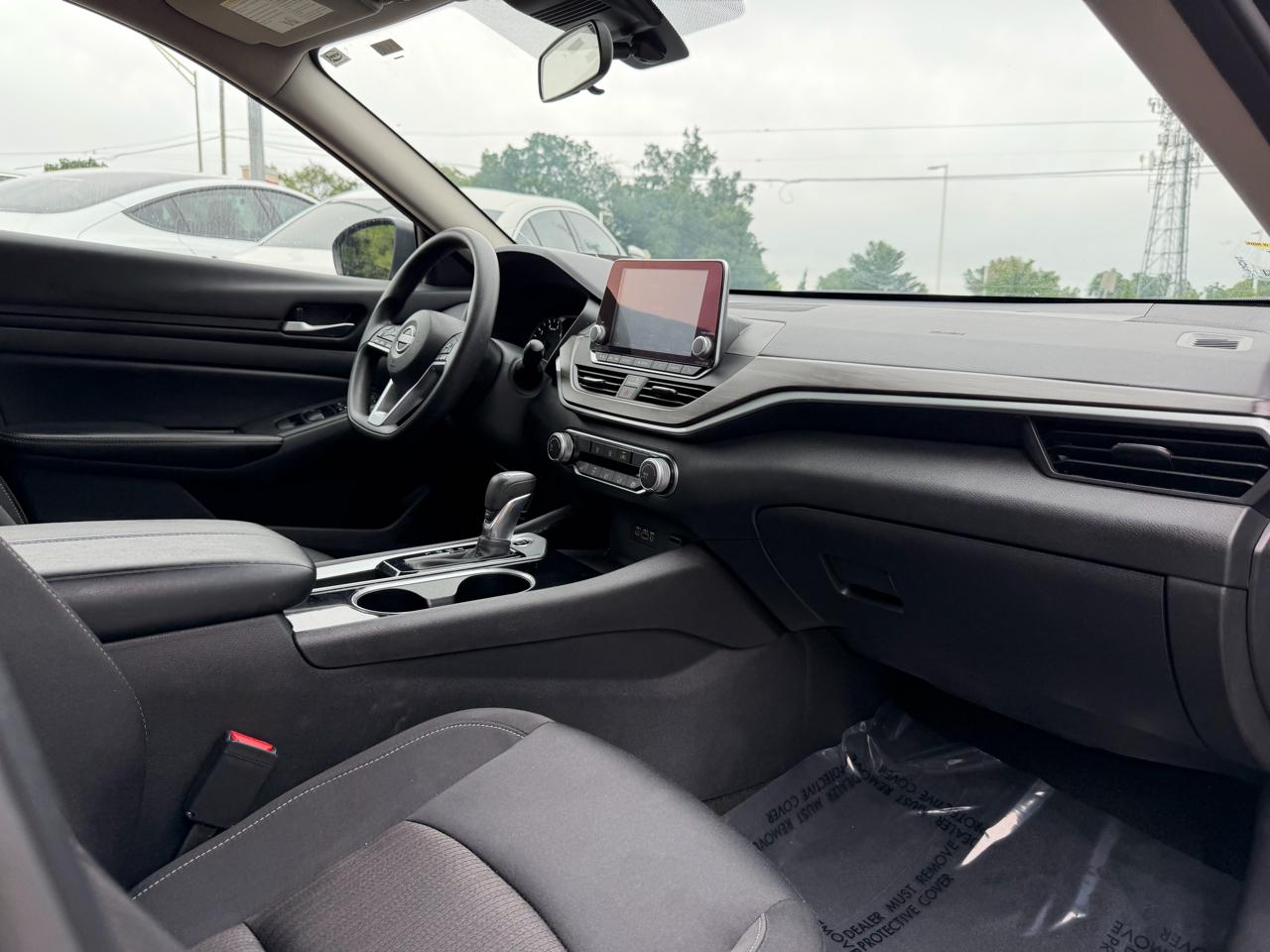 Nissan Altima 2.5 SV Sedan 2024
