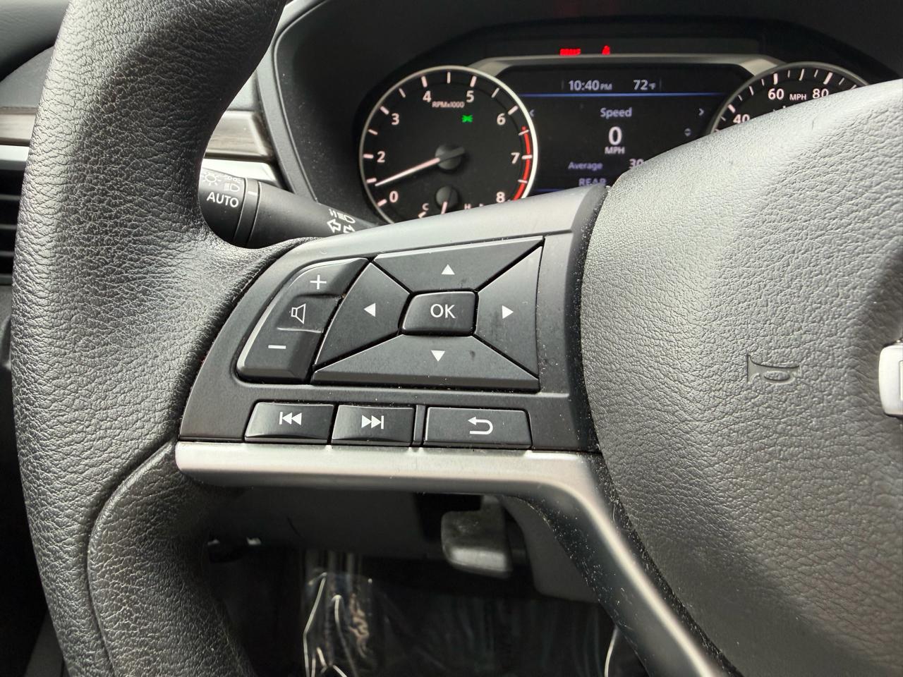 Nissan Altima 2.5 SV Sedan 2024