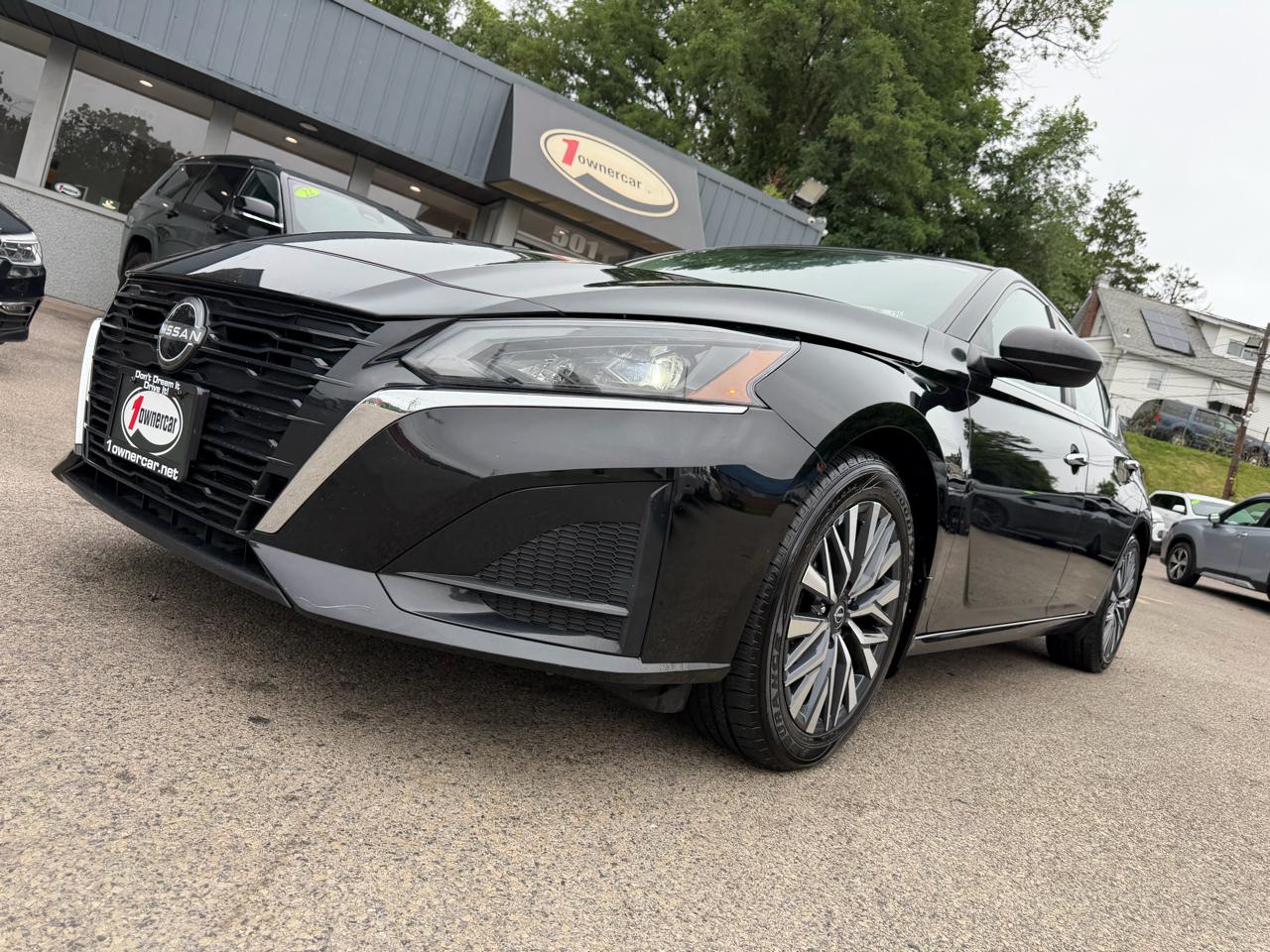 Nissan Altima 2.5 SV Sedan 2024