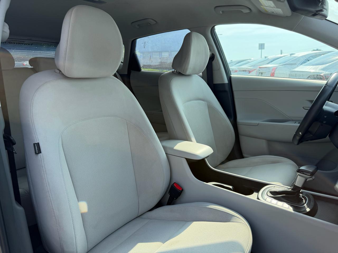 Hyundai Kona SEL AWD 2025