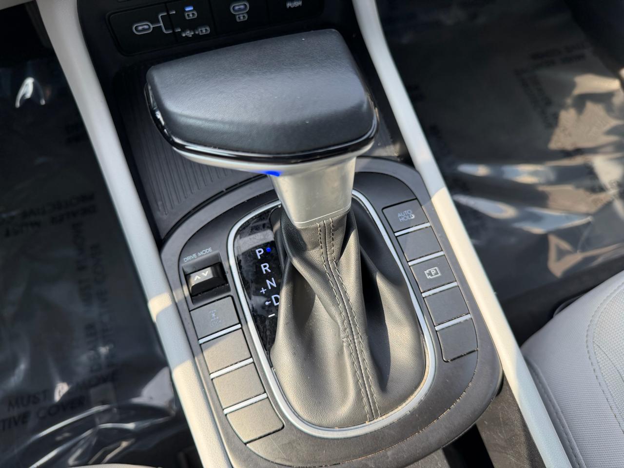 Hyundai Kona SEL AWD 2025