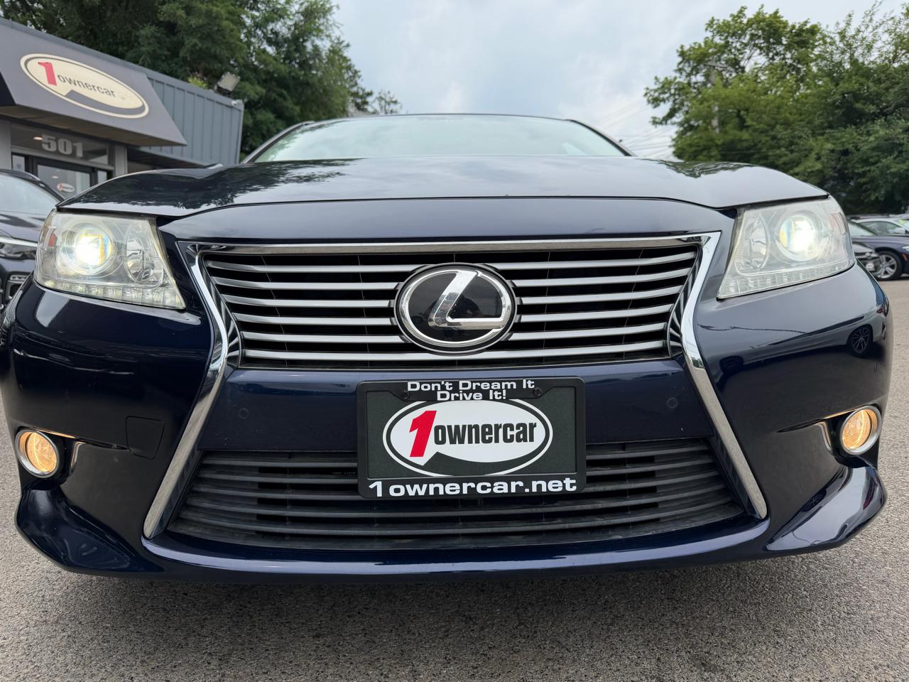 Lexus ES 350 4dr Sdn 2013
