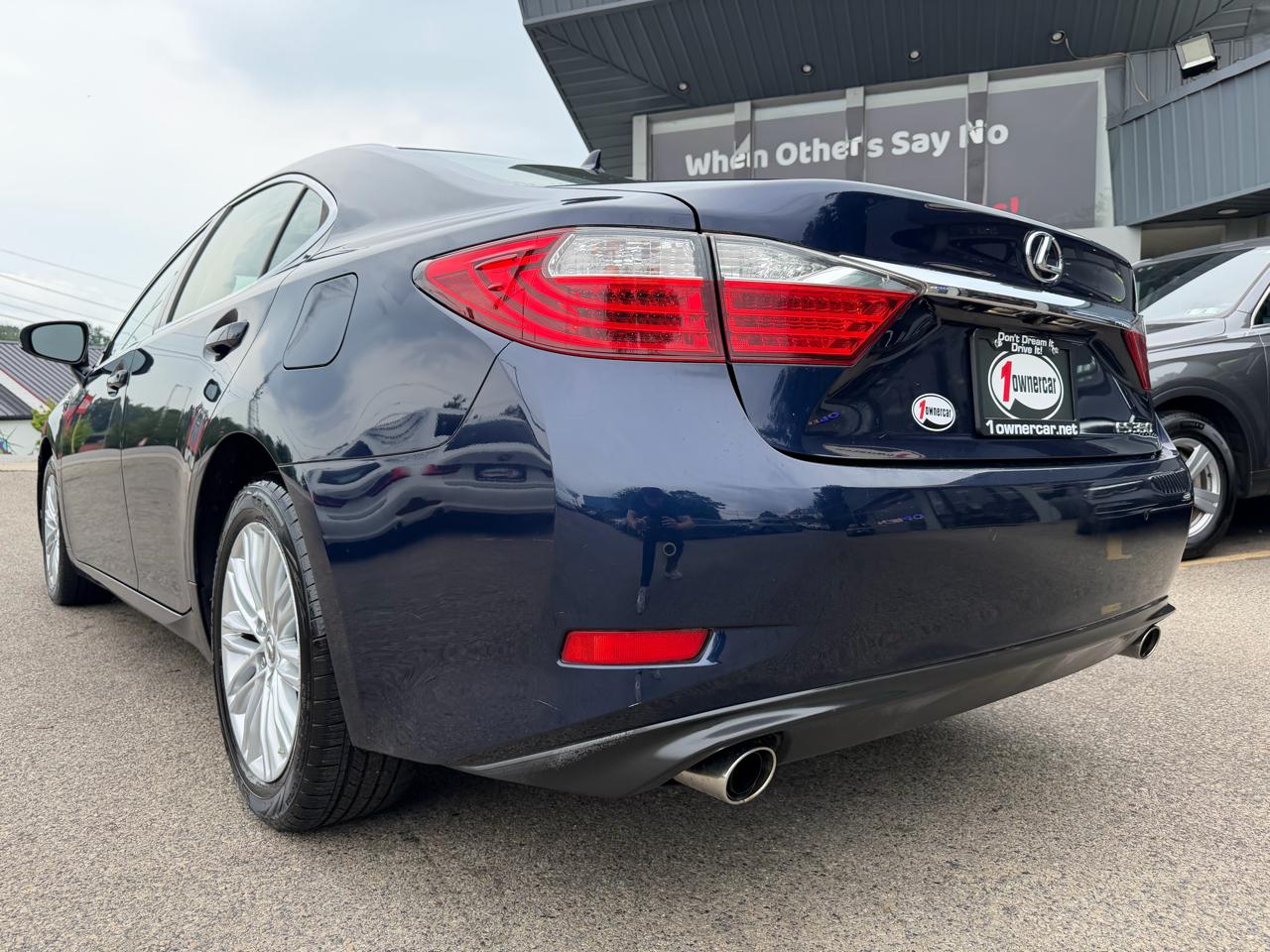Lexus ES 350 4dr Sdn 2013
