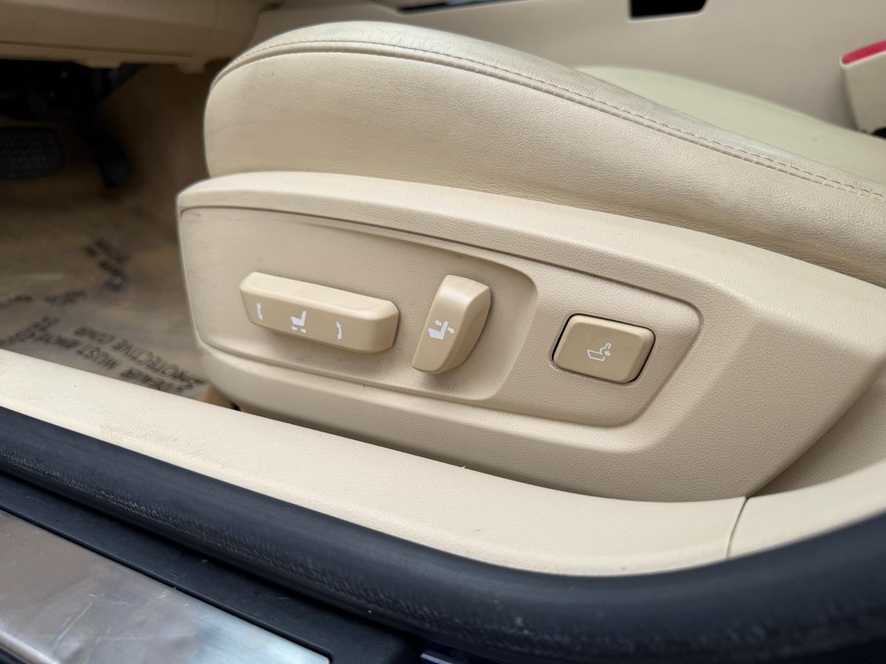 Lexus ES 350 4dr Sdn 2013