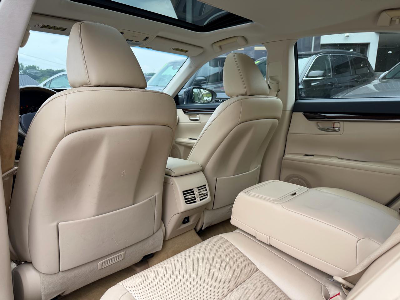 Lexus ES 350 4dr Sdn 2013