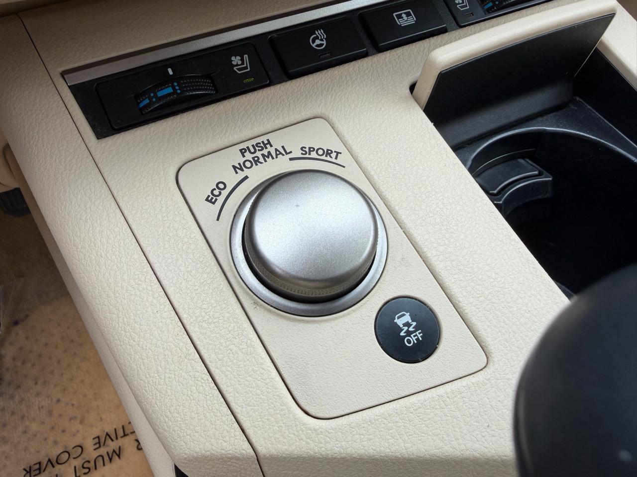 Lexus ES 350 4dr Sdn 2013