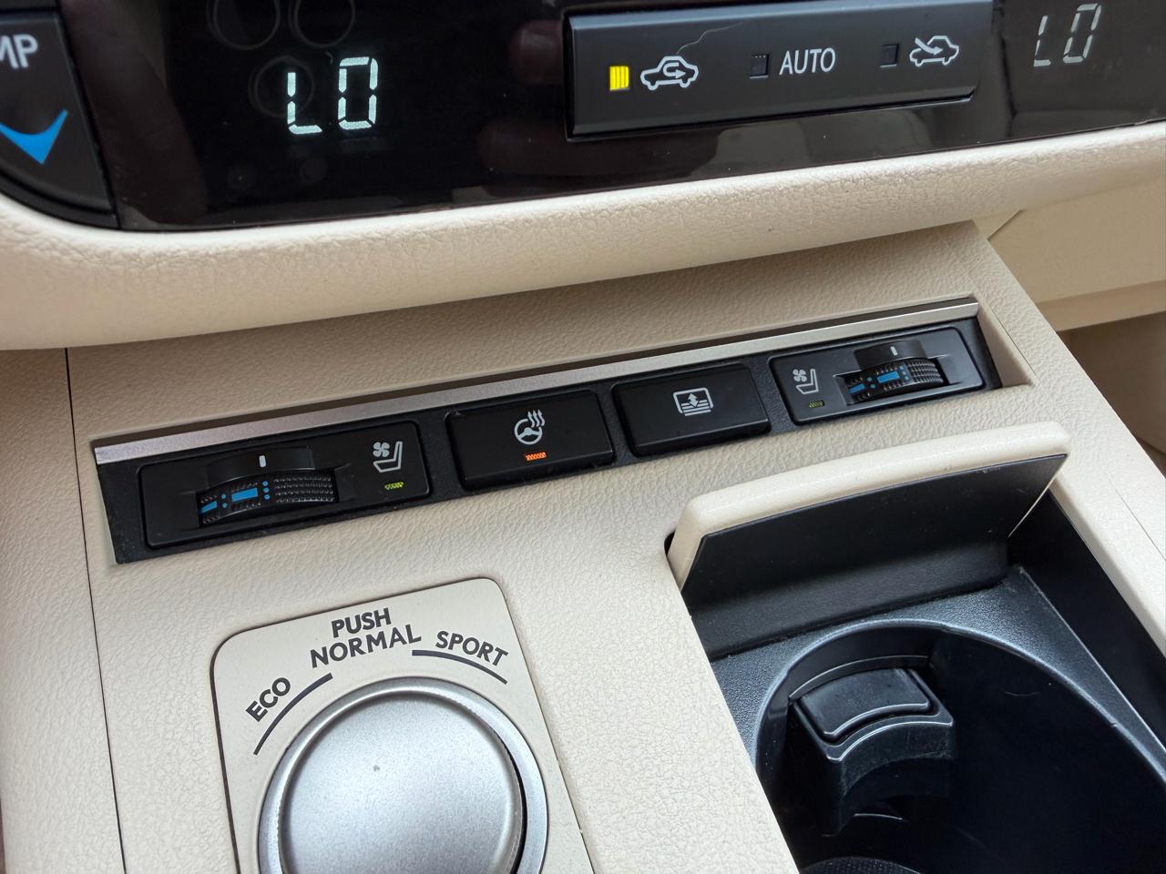 Lexus ES 350 4dr Sdn 2013