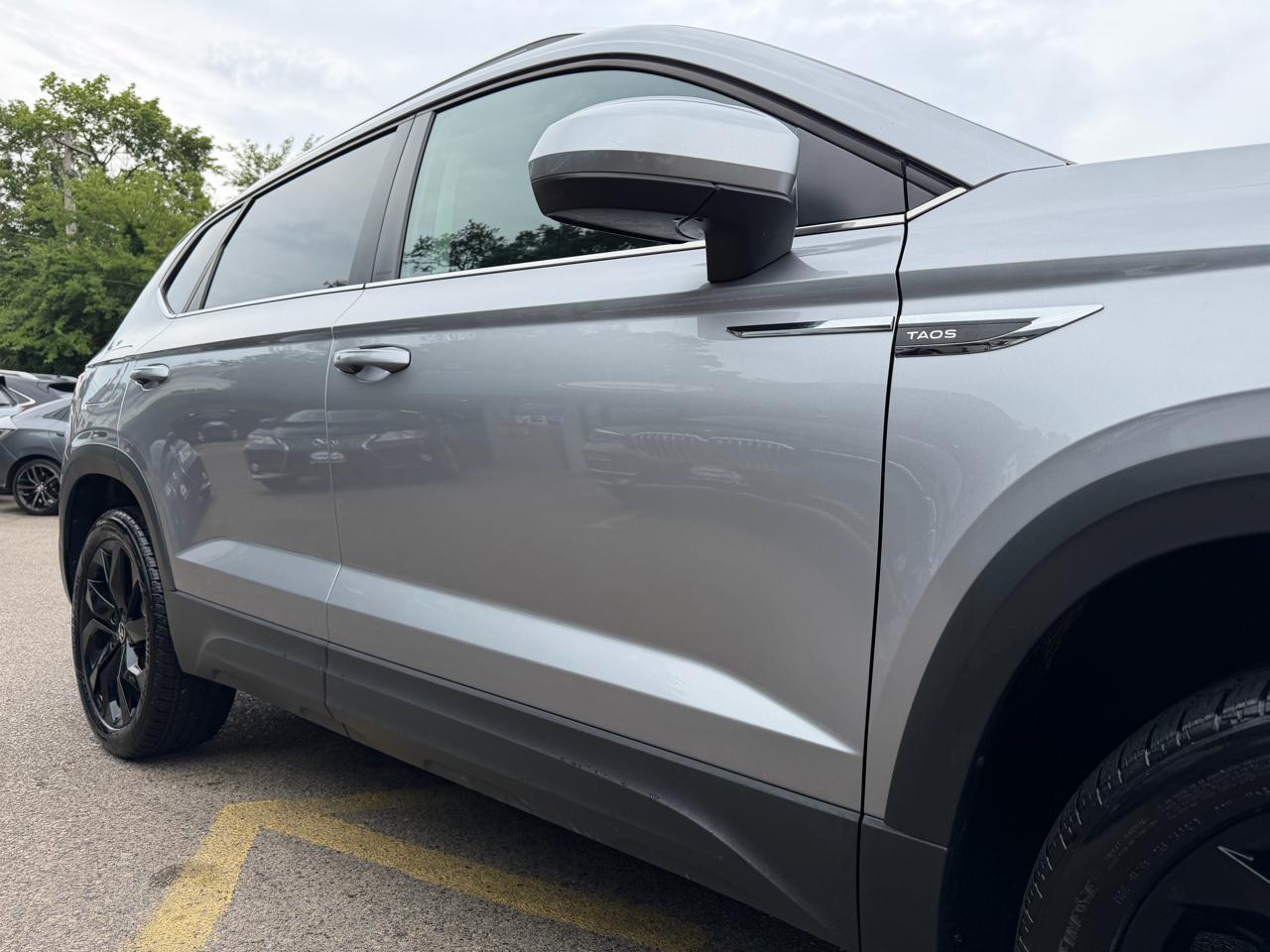 Volkswagen Taos SE FWD 2023