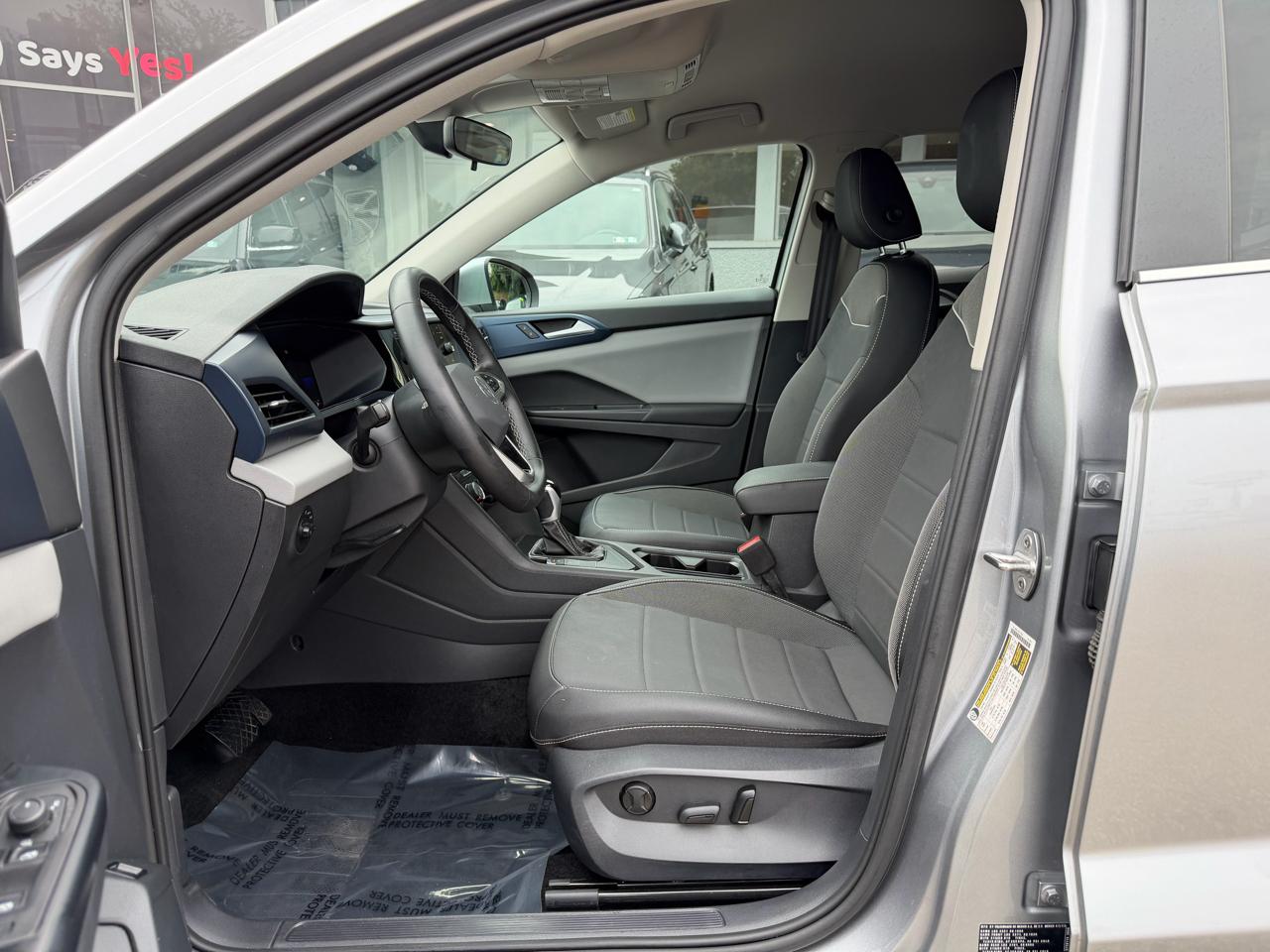 Volkswagen Taos SE FWD 2023