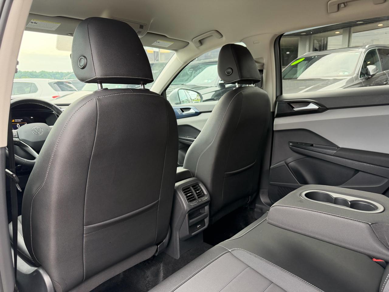 Volkswagen Taos SE FWD 2023