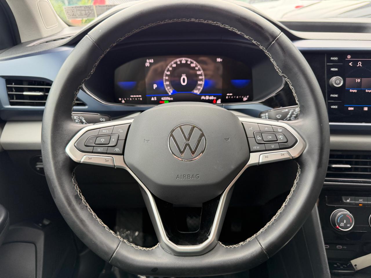 Volkswagen Taos SE FWD 2023