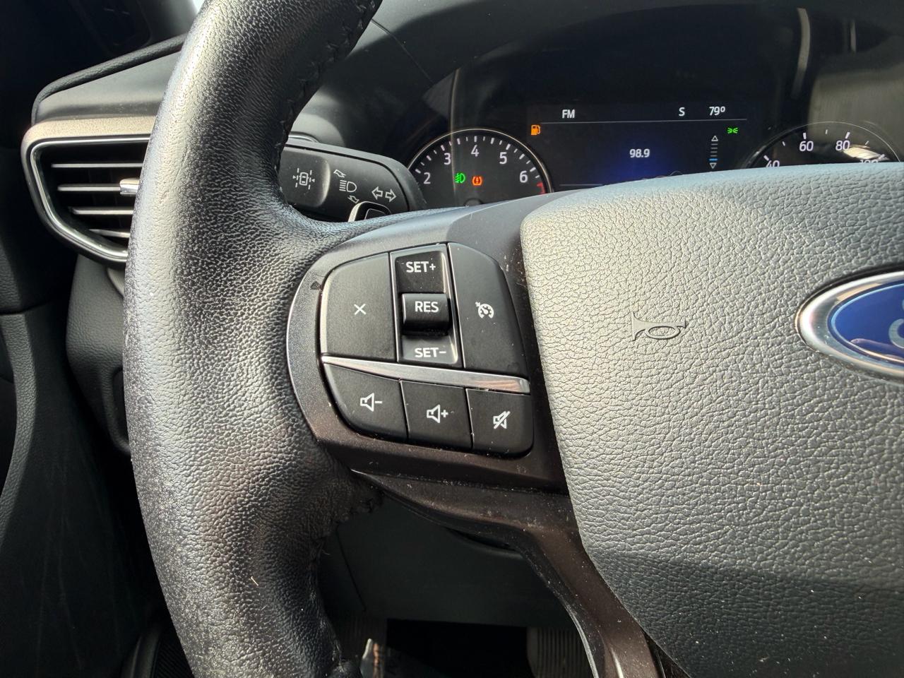 Ford Explorer XLT 4WD 2020