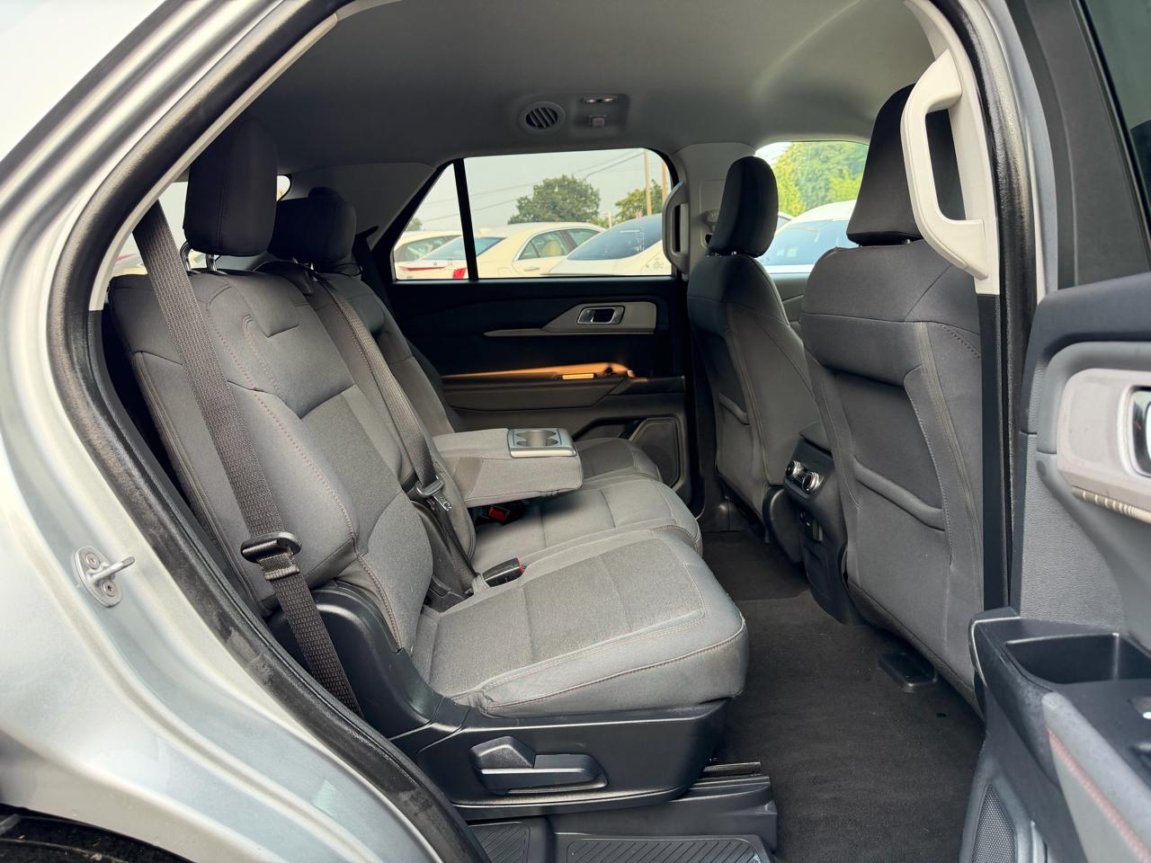 Ford Explorer Active 4WD 2025