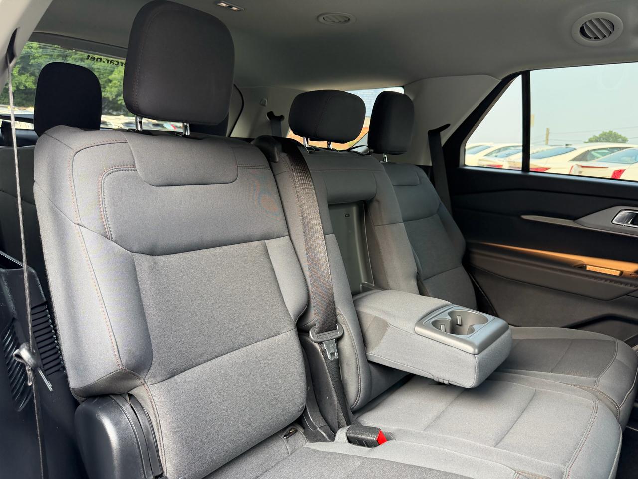 Ford Explorer Active 4WD 2025