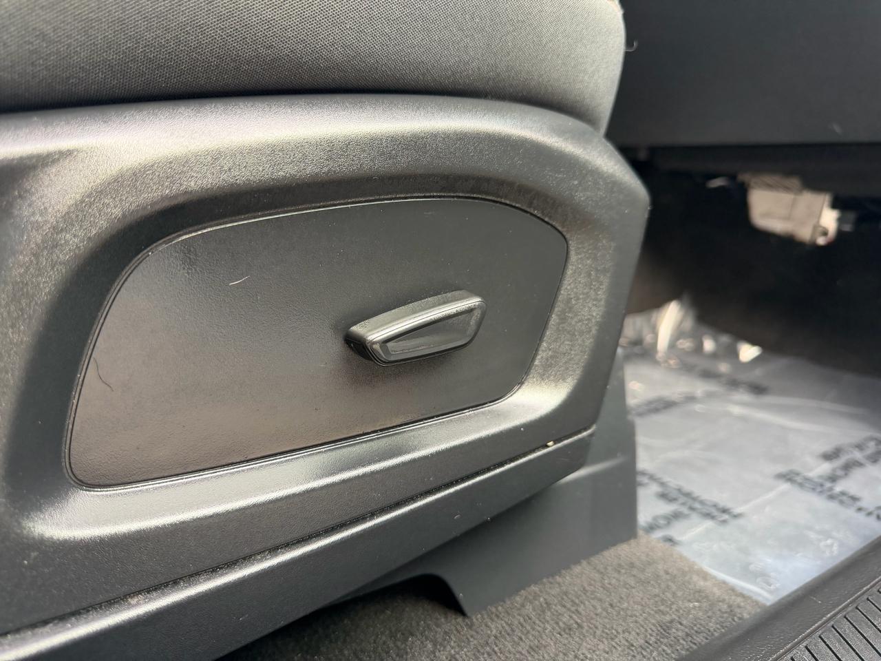 Ford Explorer Active 4WD 2025