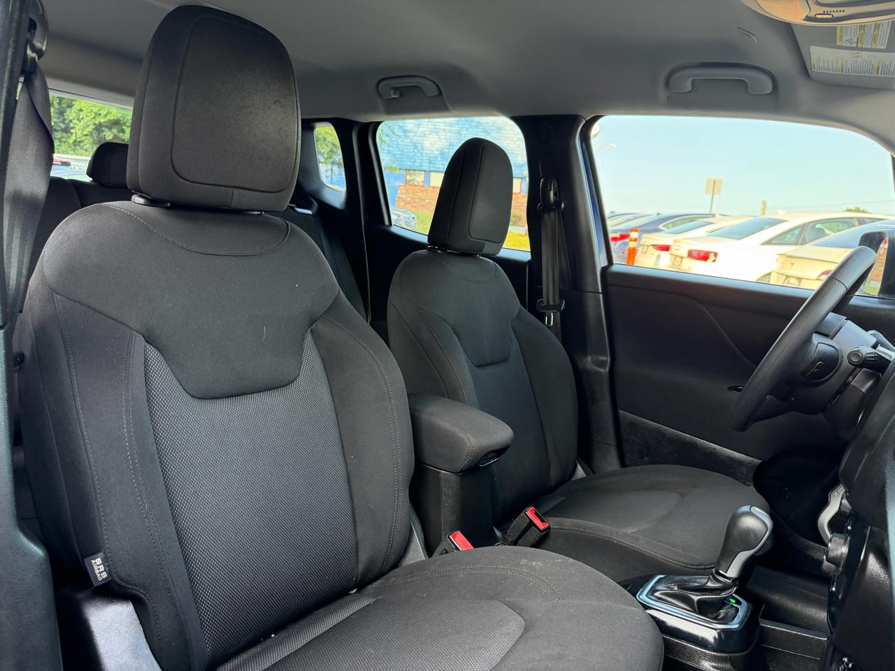 Jeep Renegade Sport FWD *Ltd Avail* 2021