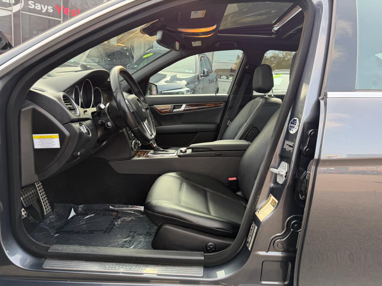 Mercedes-Benz C-Class 4dr Sdn C 300 Sport 4MATIC 2013