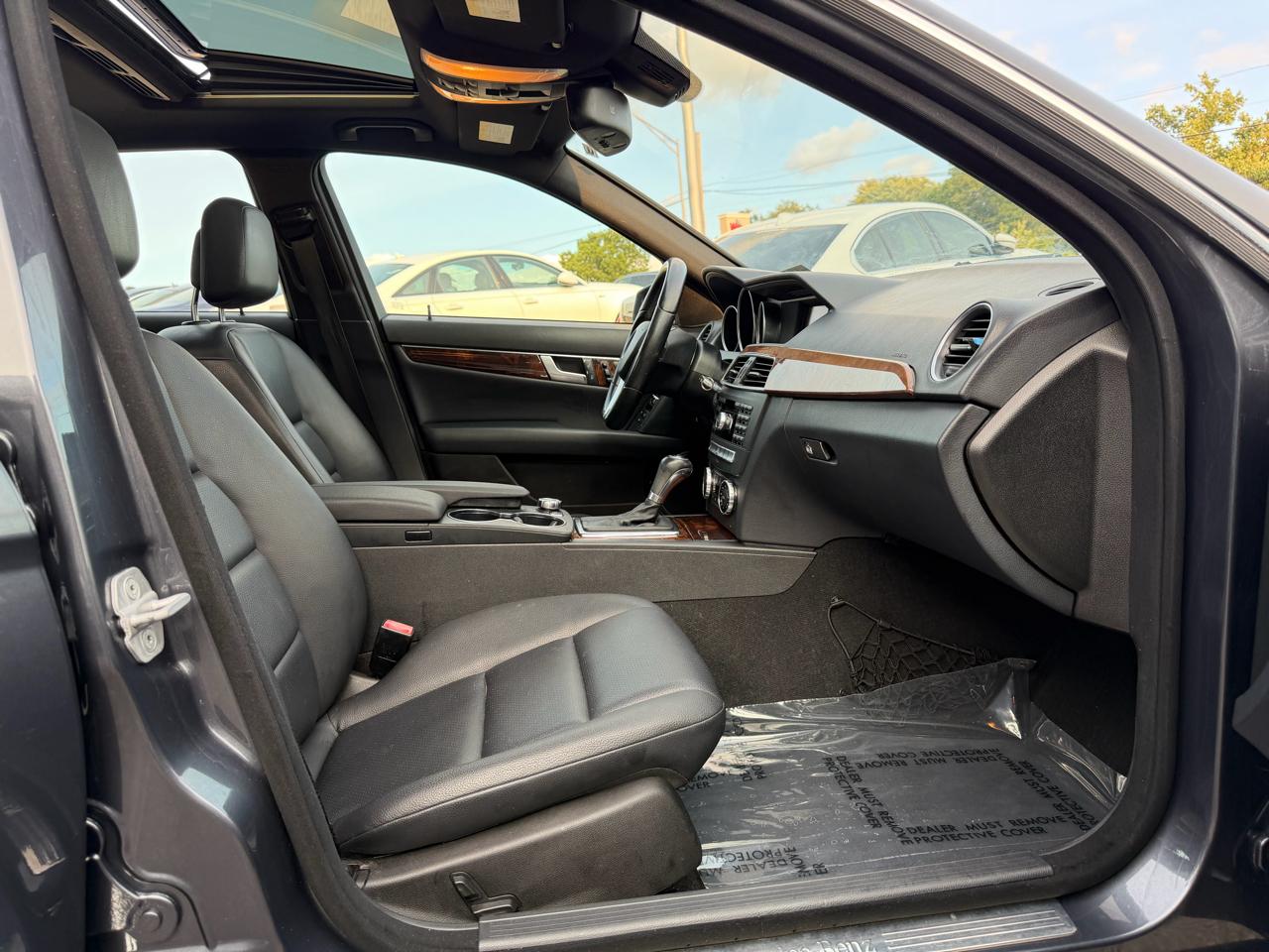 Mercedes-Benz C-Class 4dr Sdn C 300 Sport 4MATIC 2013