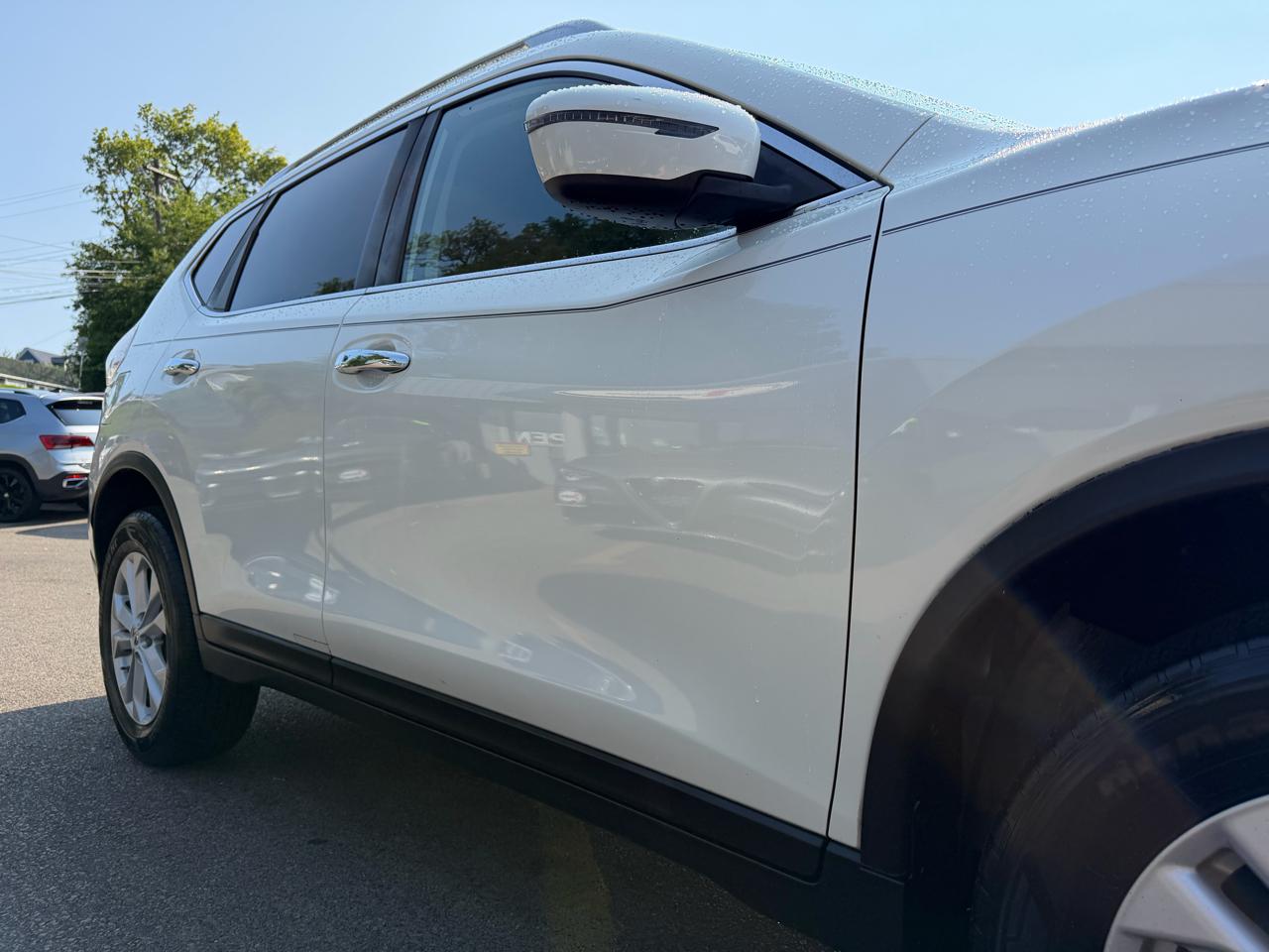 Nissan Rogue AWD 4dr SV 2016