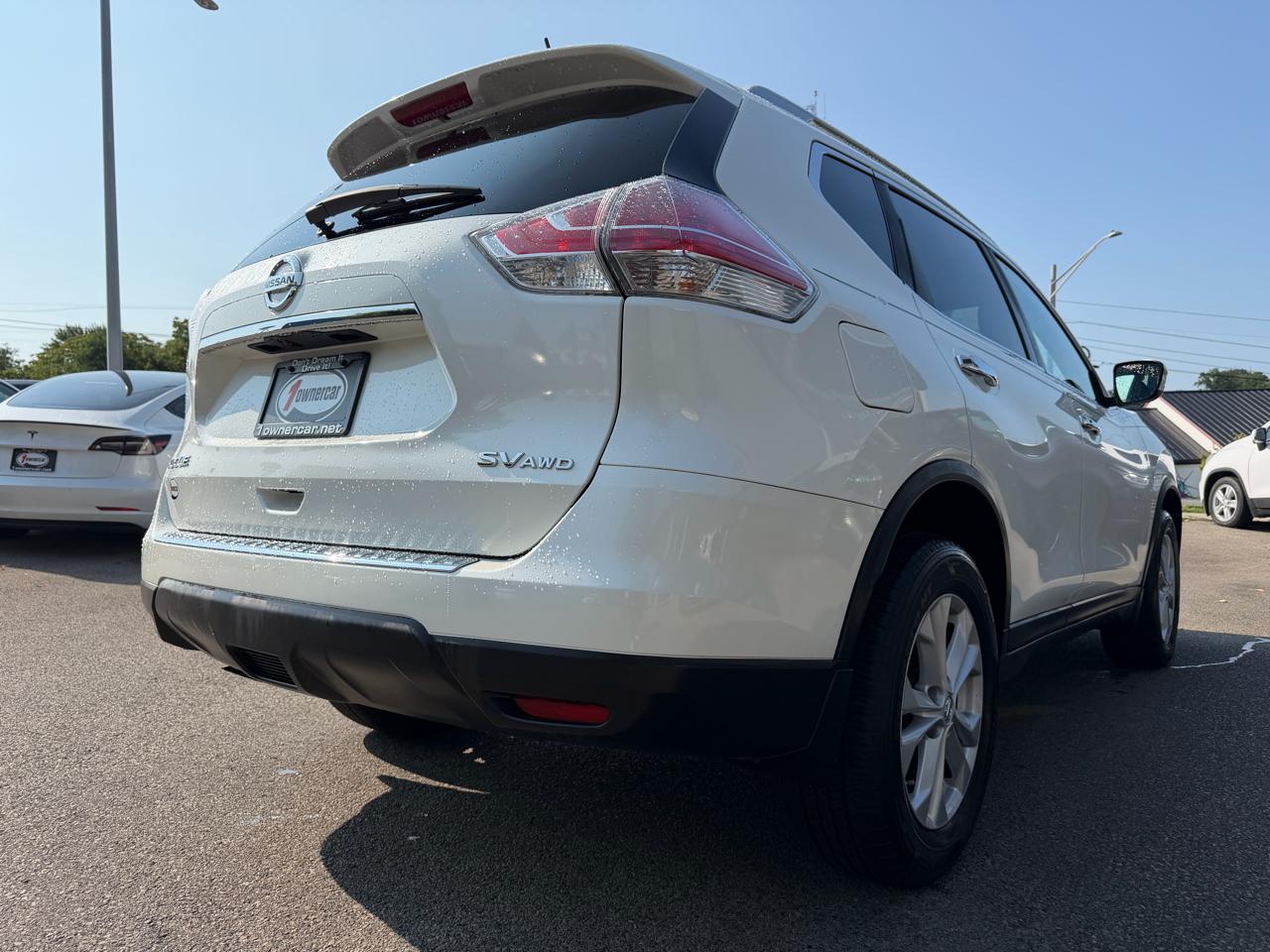 Nissan Rogue AWD 4dr SV 2016