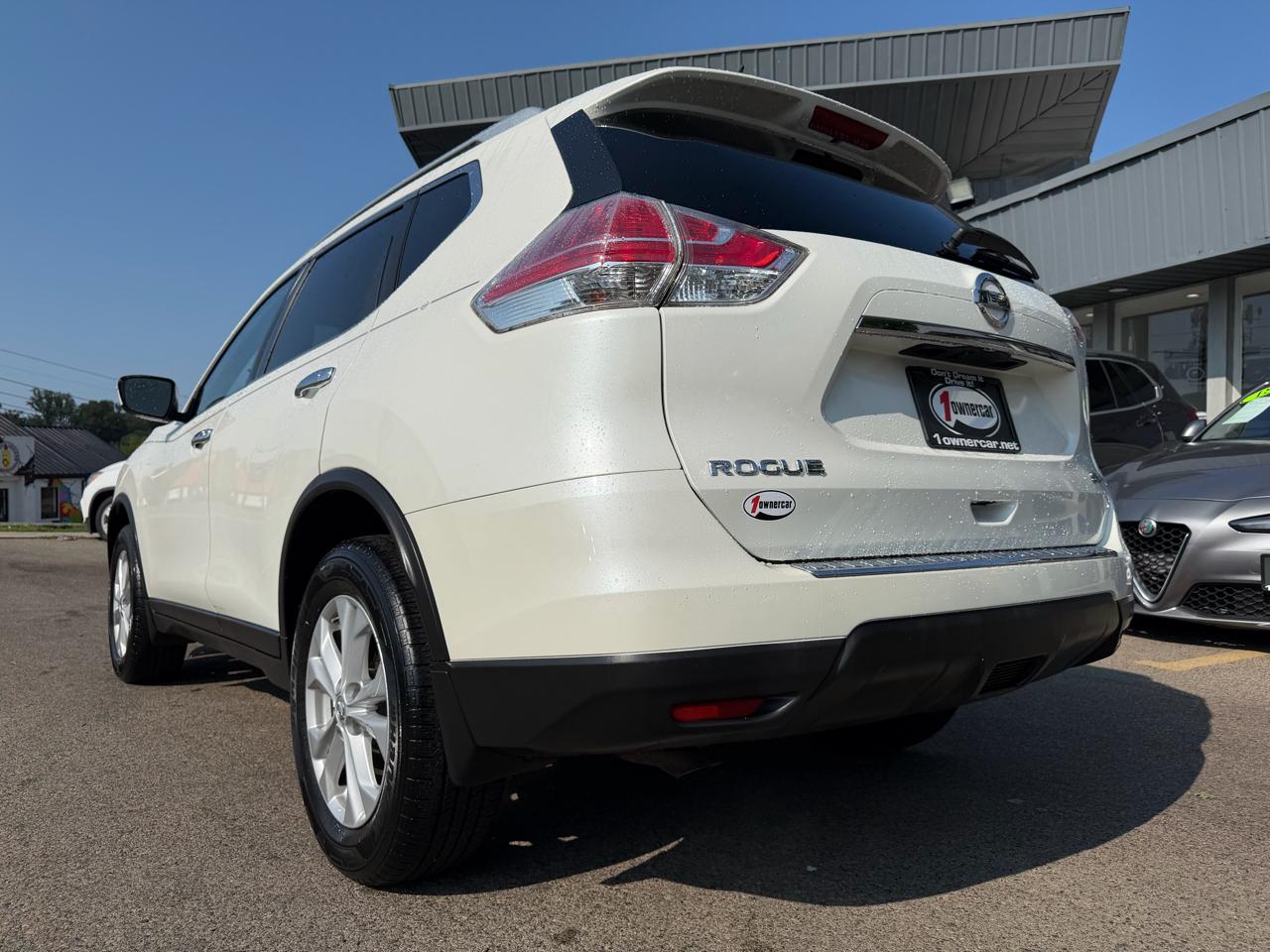 Nissan Rogue AWD 4dr SV 2016